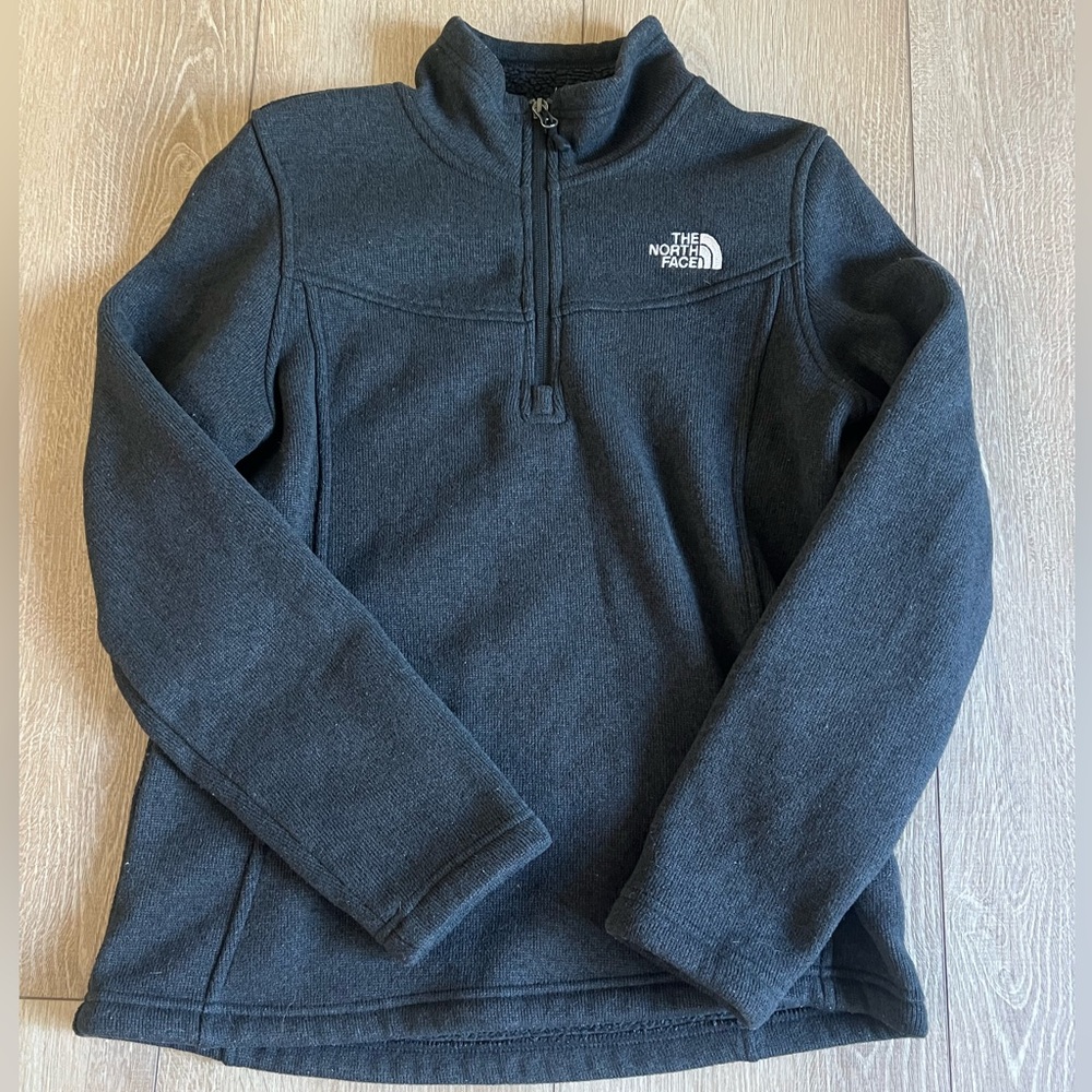 The North Face Women’s Charcoal Quarter-Zip Fleece Jacket Size M